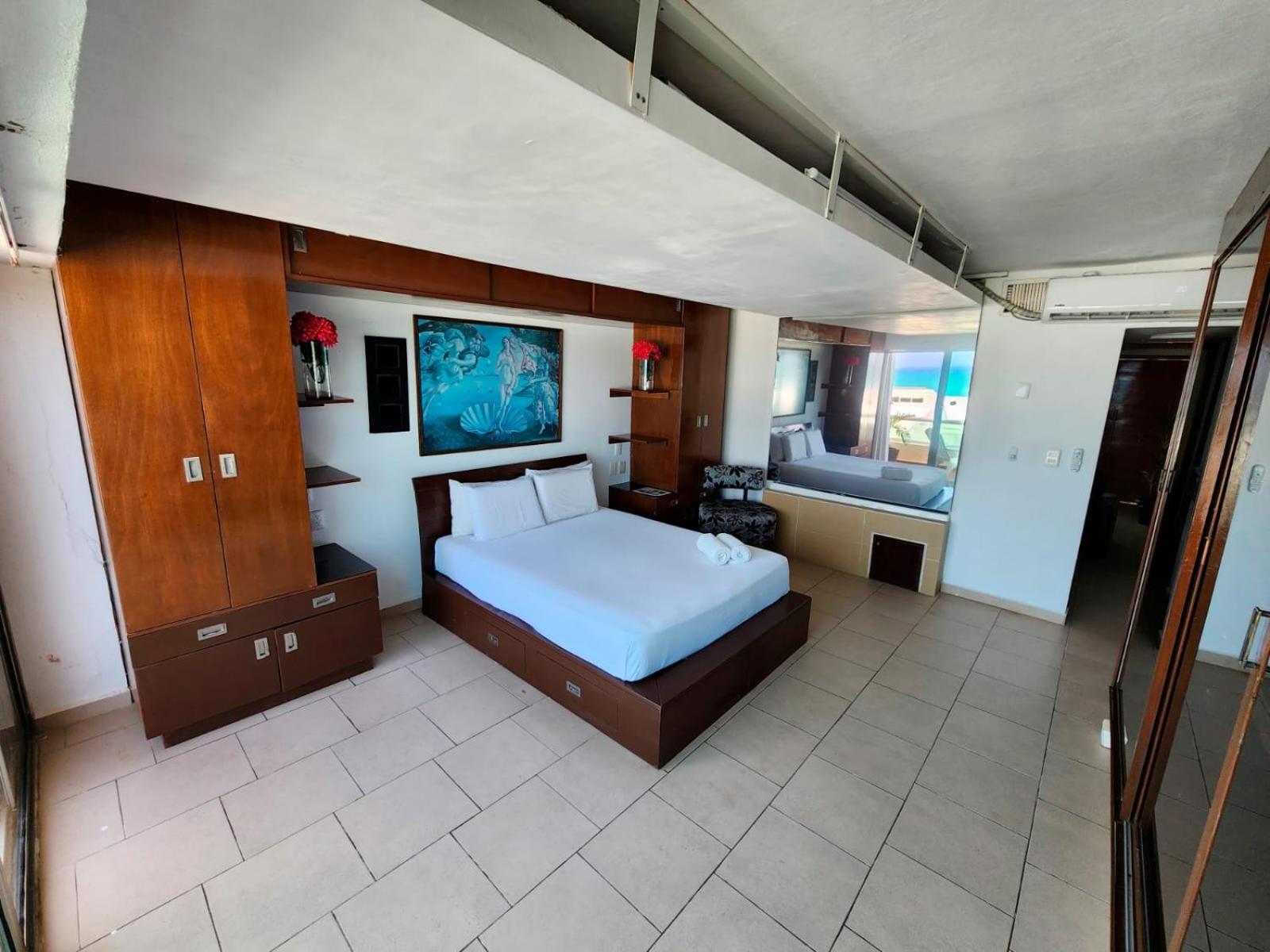 Beachfront Apartments Канкун Екстер'єр фото